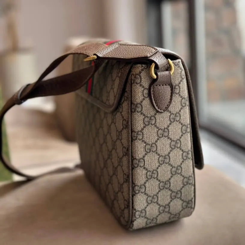 Classic Messenger Bag