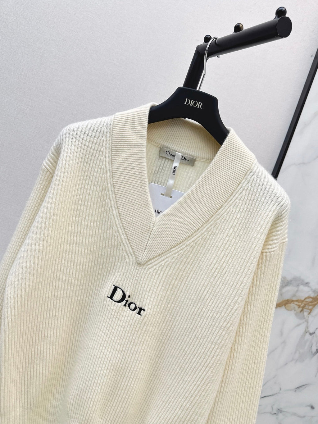 V-neck Ribbed Logo Knit Sweater