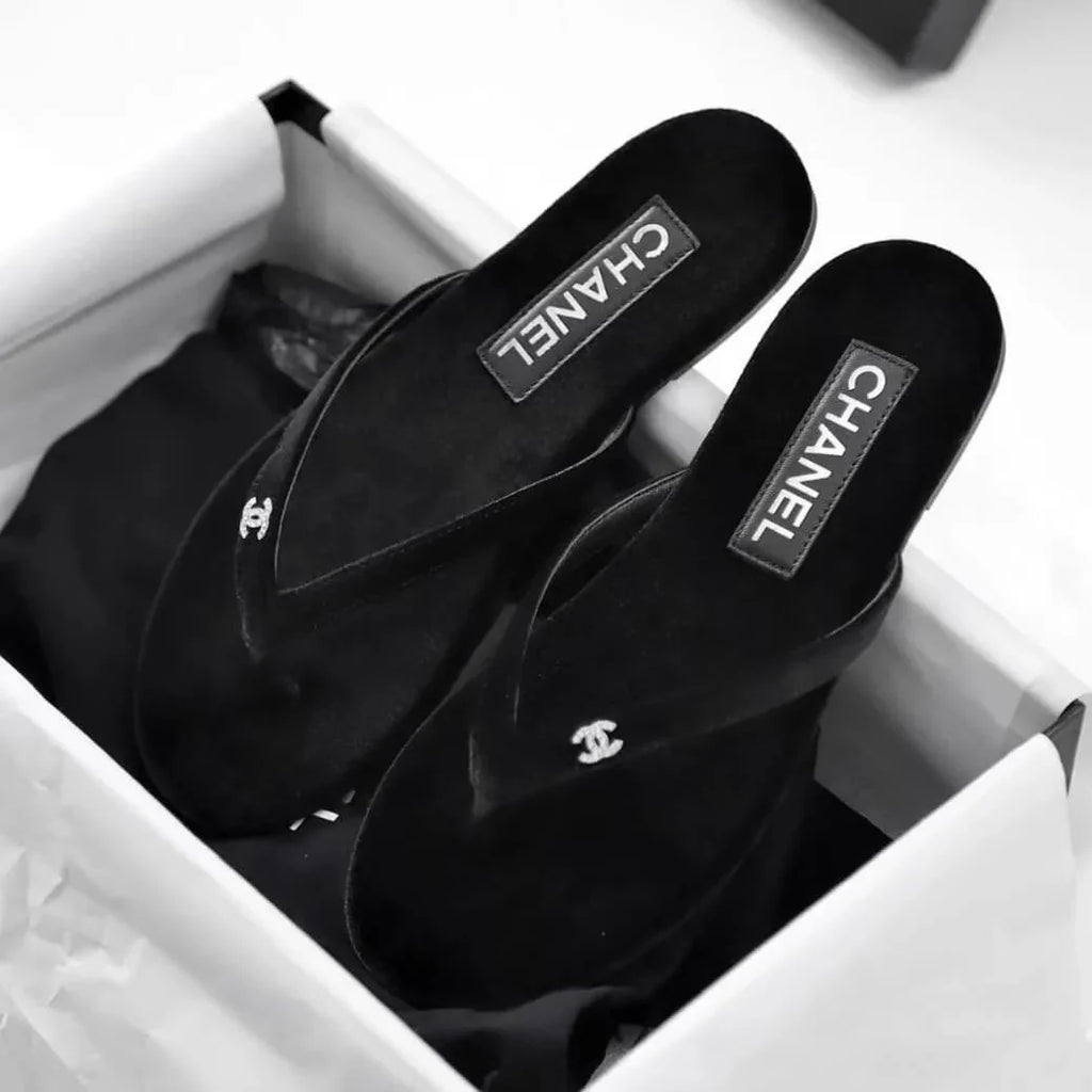 Casual Slim-Strap Velvet Flip-Flops