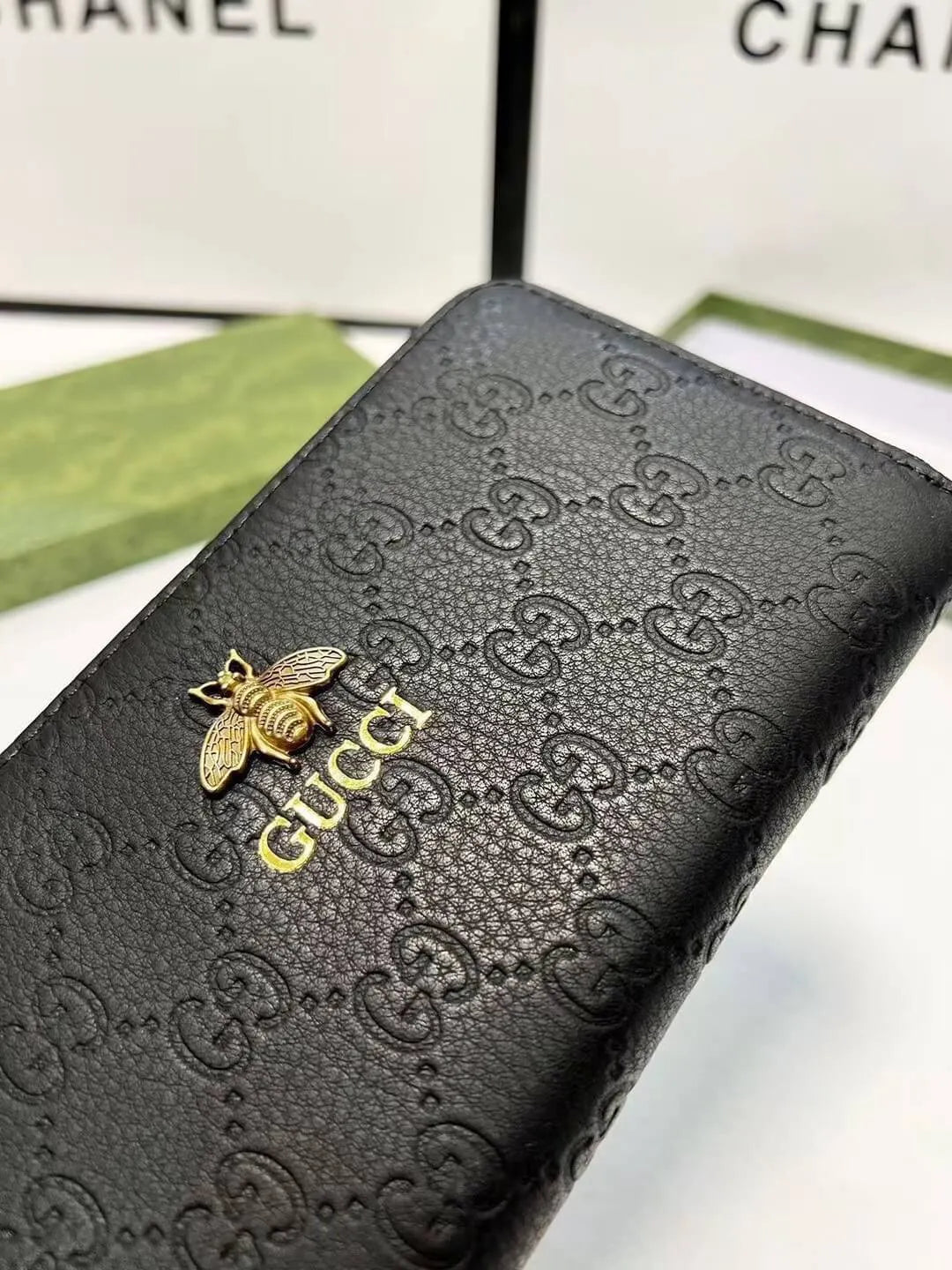 Bee-Accent Long Zip Wallet