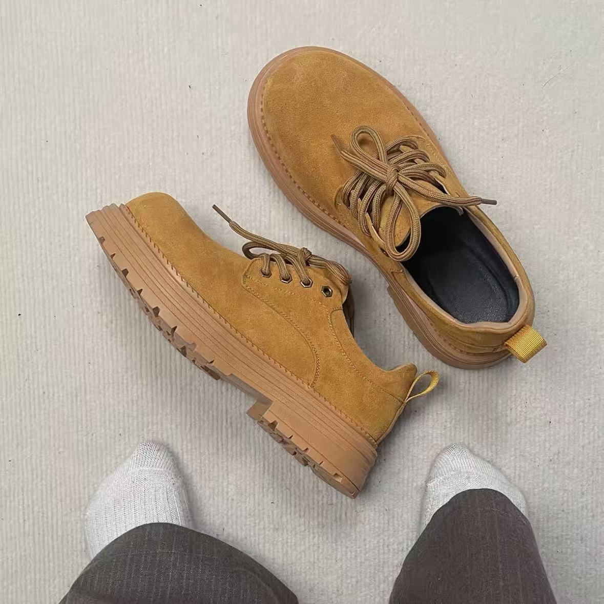 Vintage Suede Lace‑Up Derby