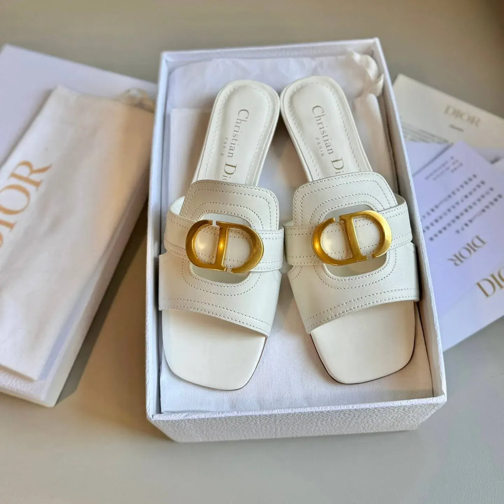 Minimalist Premium Metal-Buckle Sandals