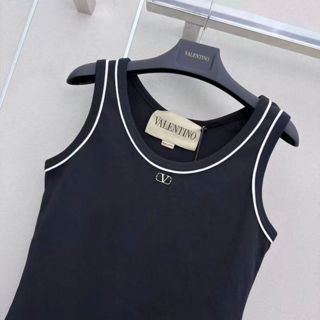 Minimalist Color-Block Vest