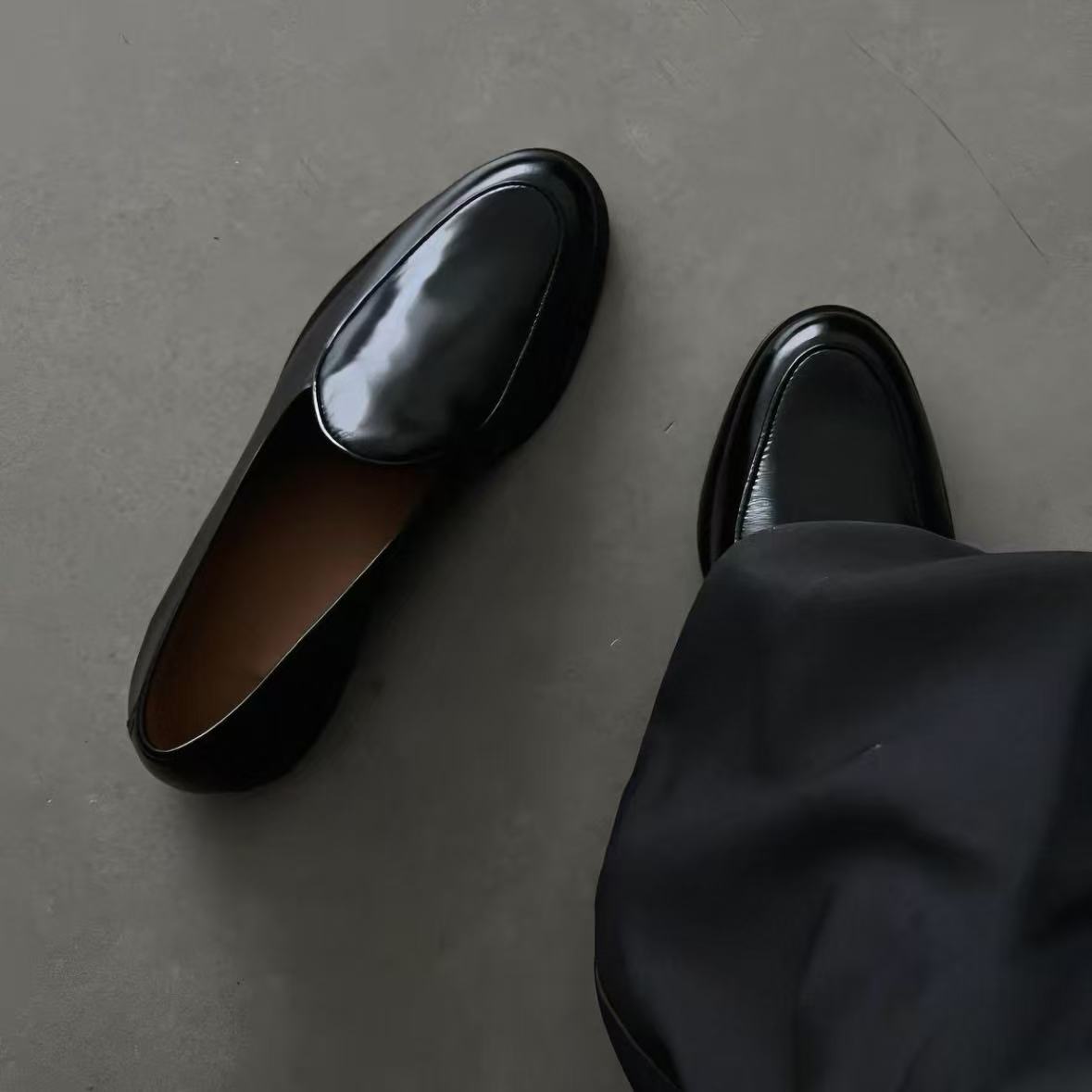 Minimalist Slip‑On Loafer