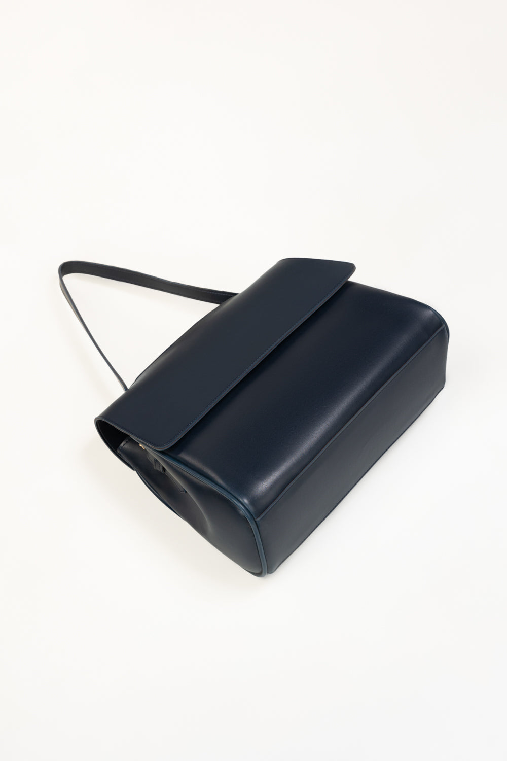 Vintage Dual‑Pocket Shoulder Bag
