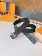 Calfskin Embossed Pattern Leather Belt
