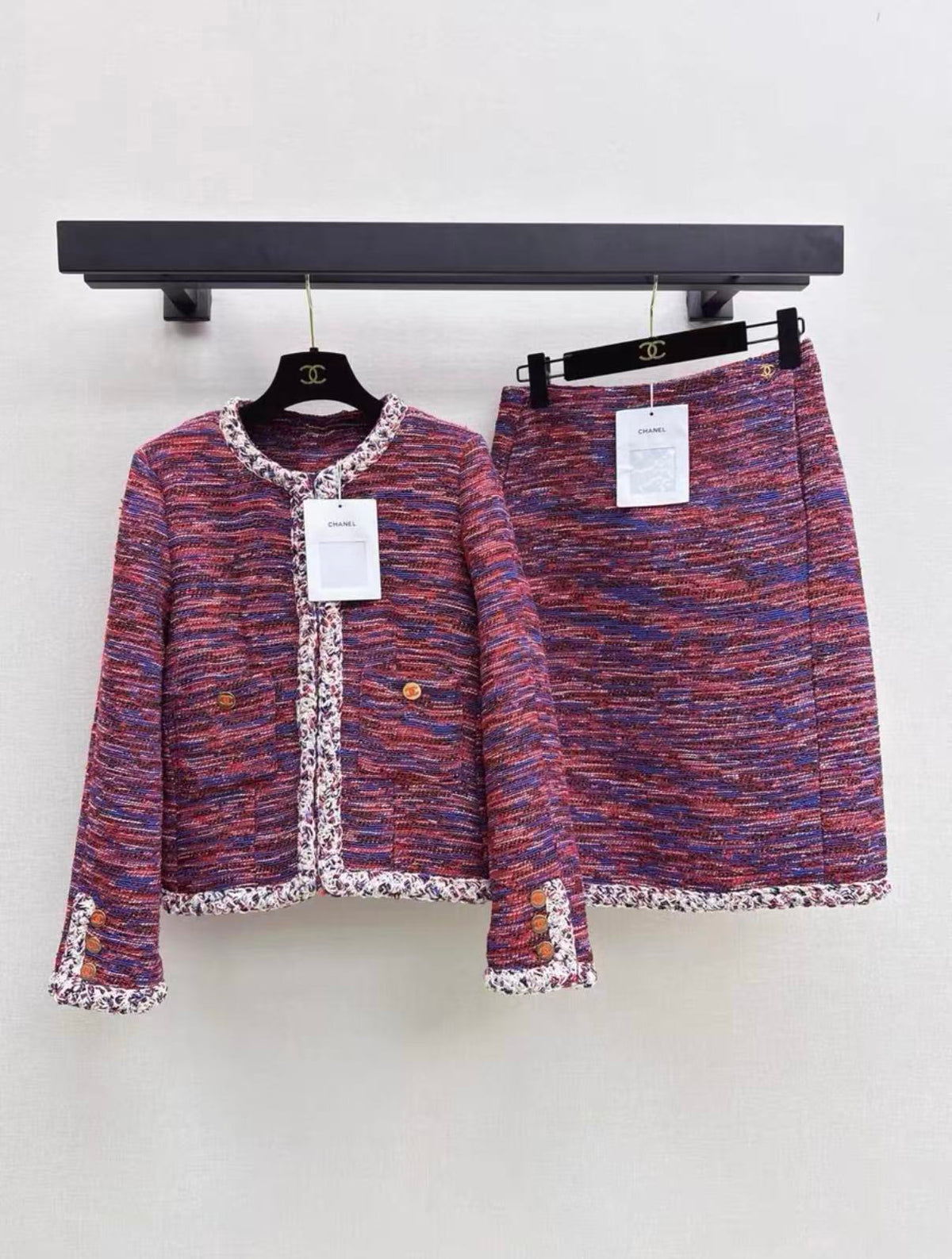 Red-Blue Mixed Tweed Jacket and Skirt Set
