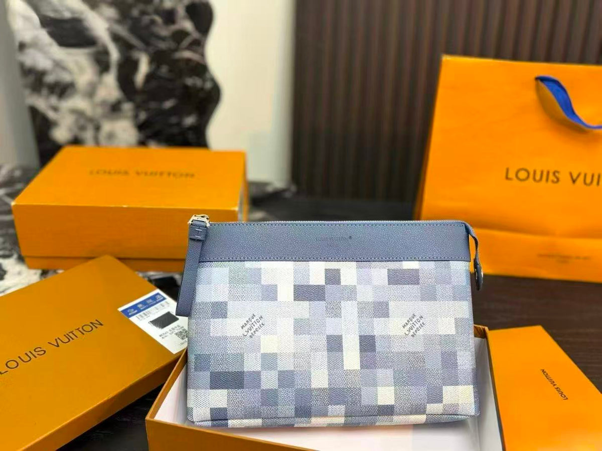 Chic Clutch Bag