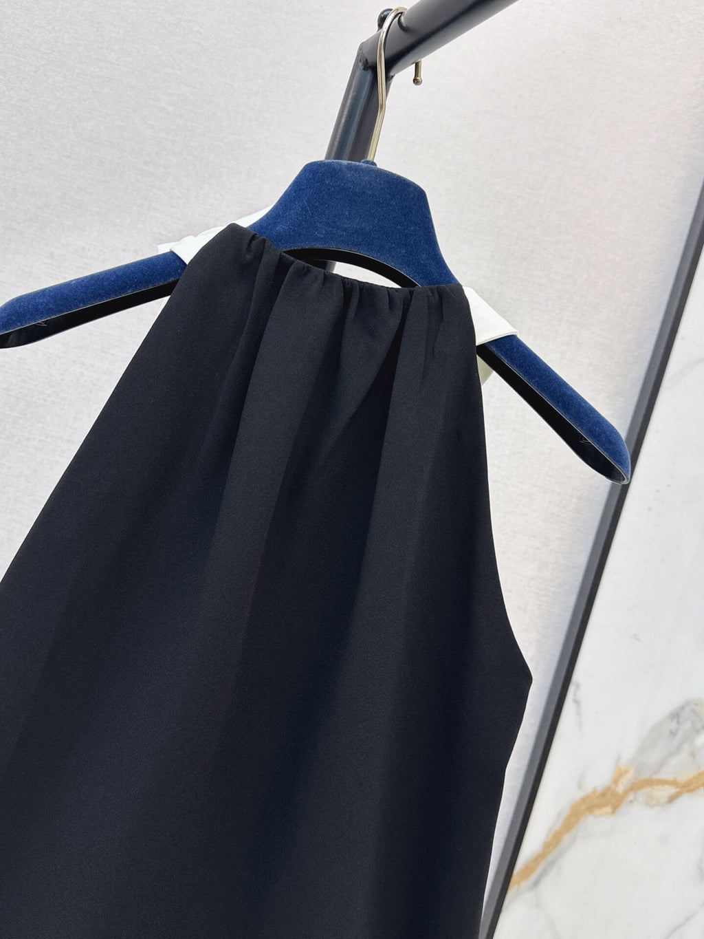 Contrast Tie Halter Loose Dress