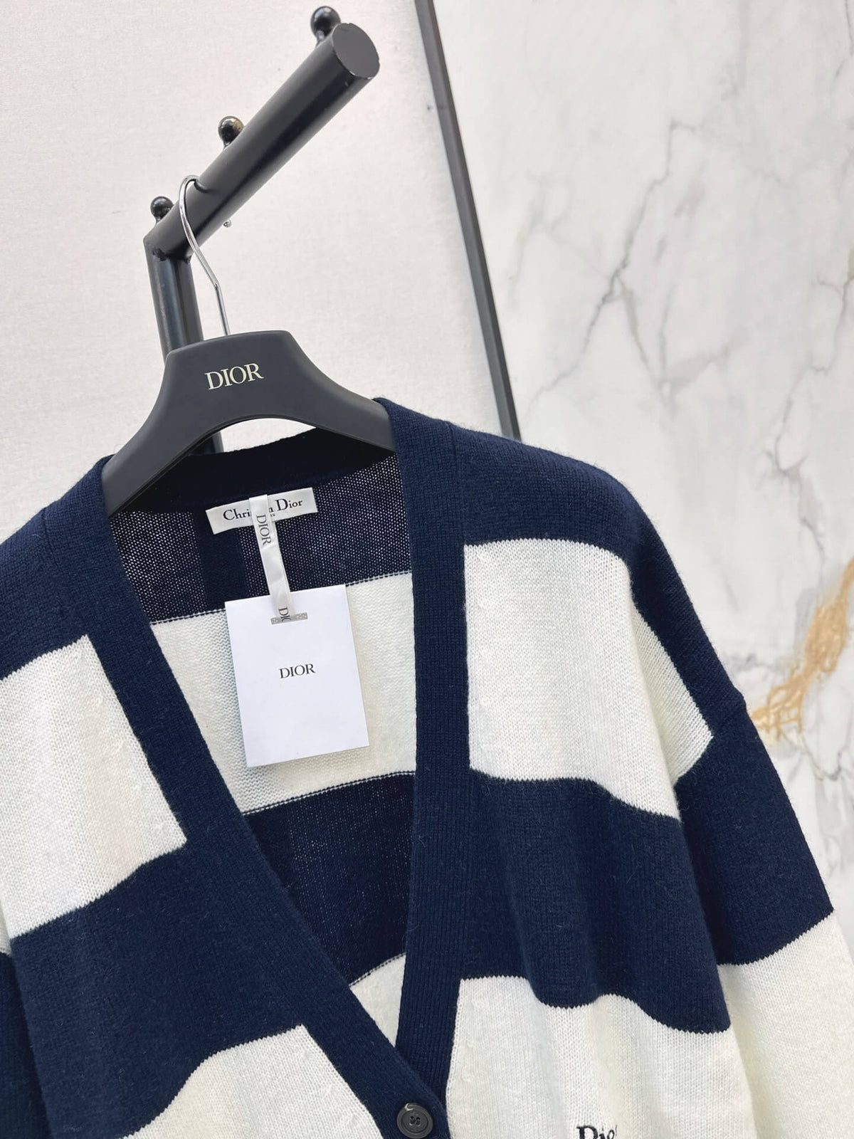 Wide Stripe V-neck Knit Cardigan