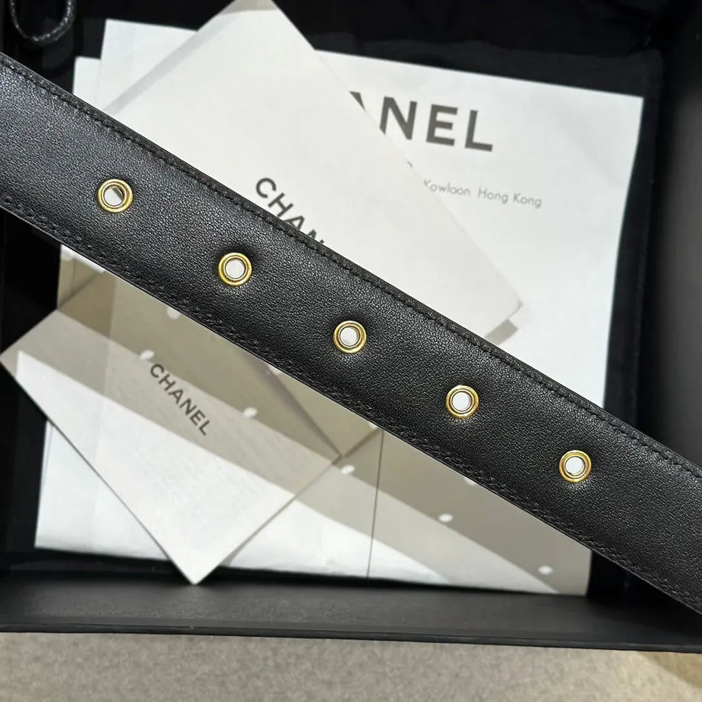 Classic Diamond Quilted Letter Buckle Belt