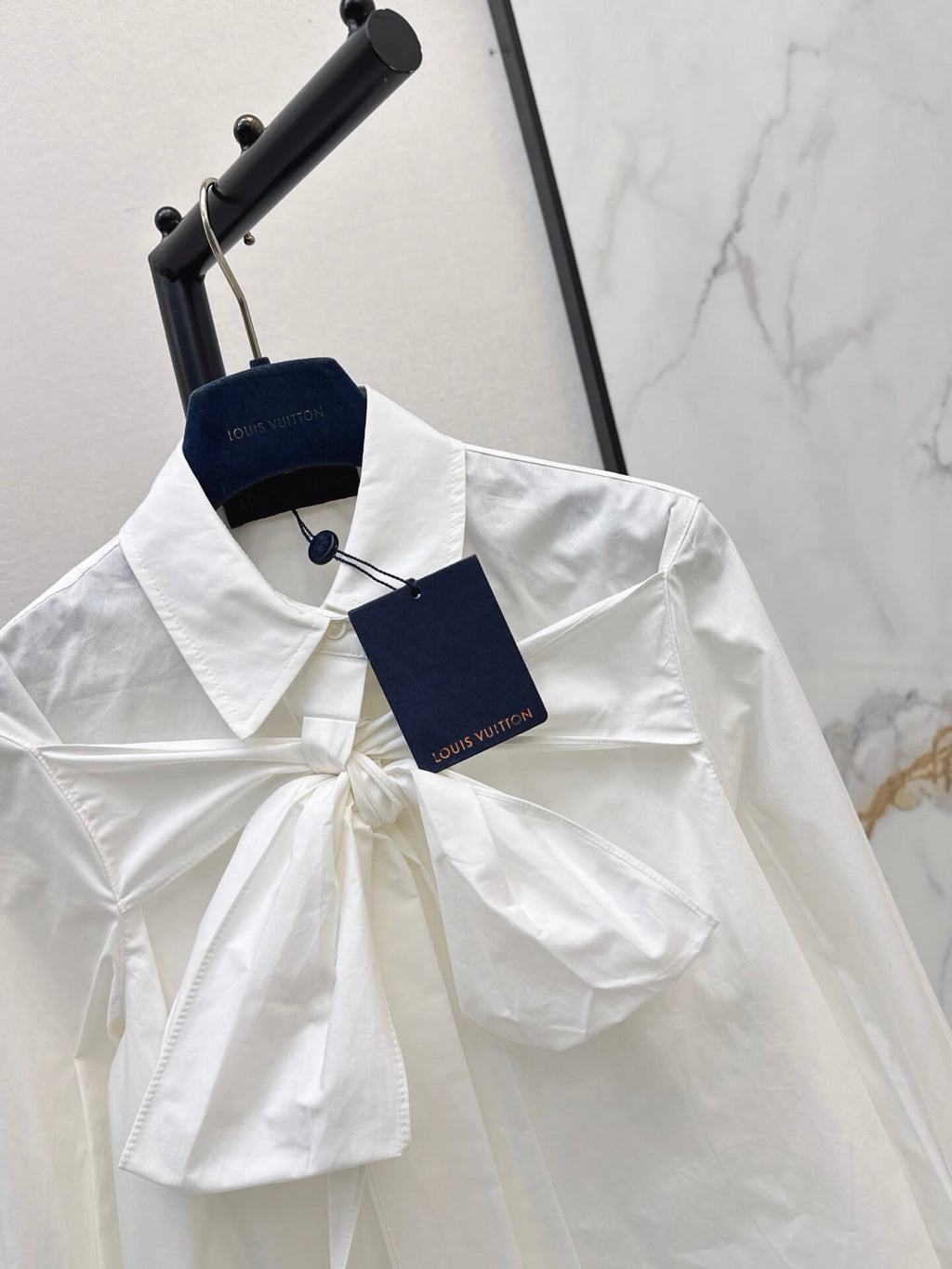 White Big Bow Collar Long Sleeve Shirt