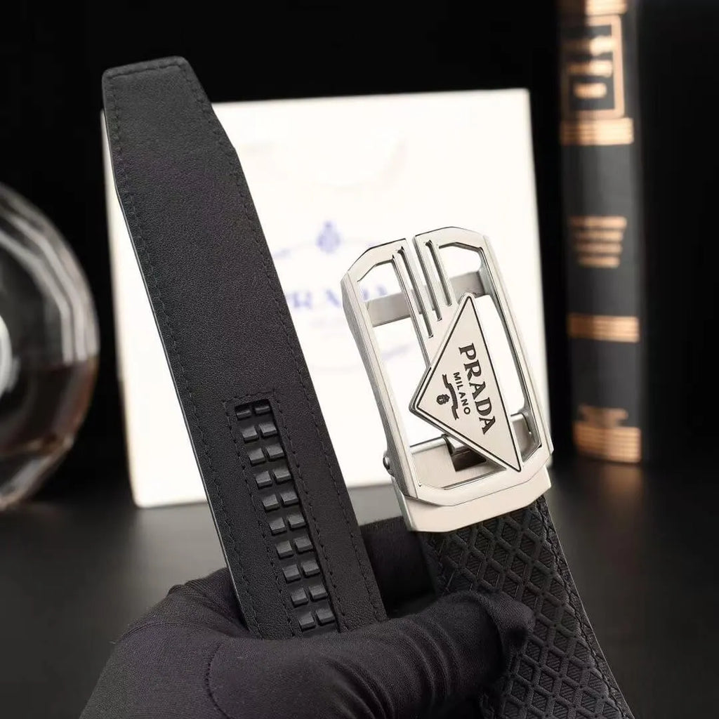 Classic Triangle Cut-Out Buckle Belt