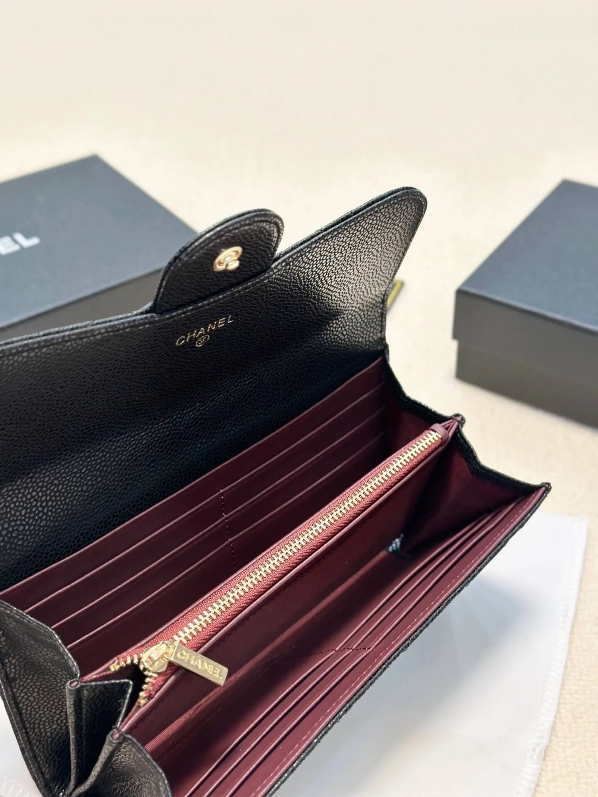 Textured Quilted Long Leather Wallet