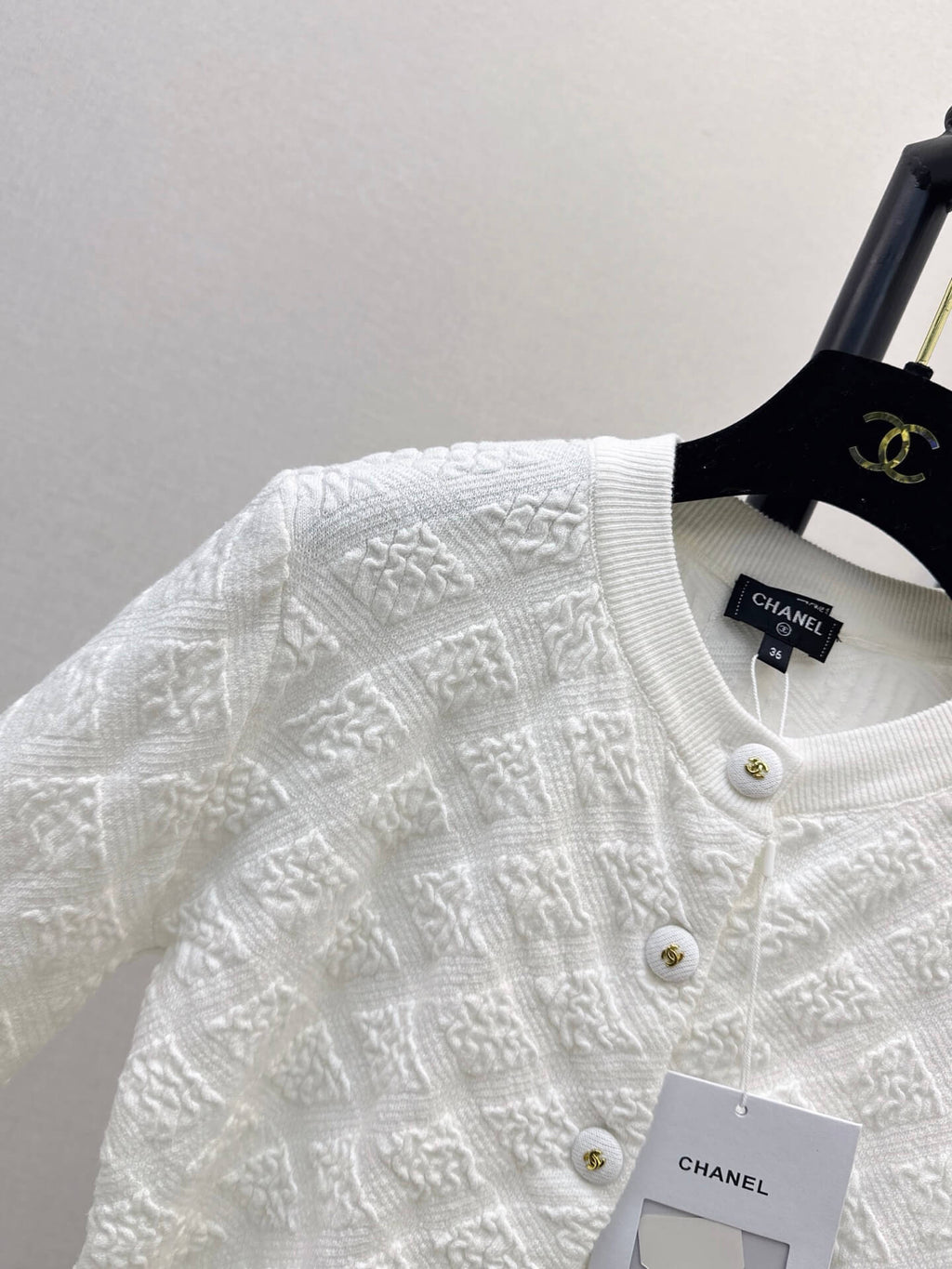 Diamond Jacquard Ruffle Hem Knit Cardigan