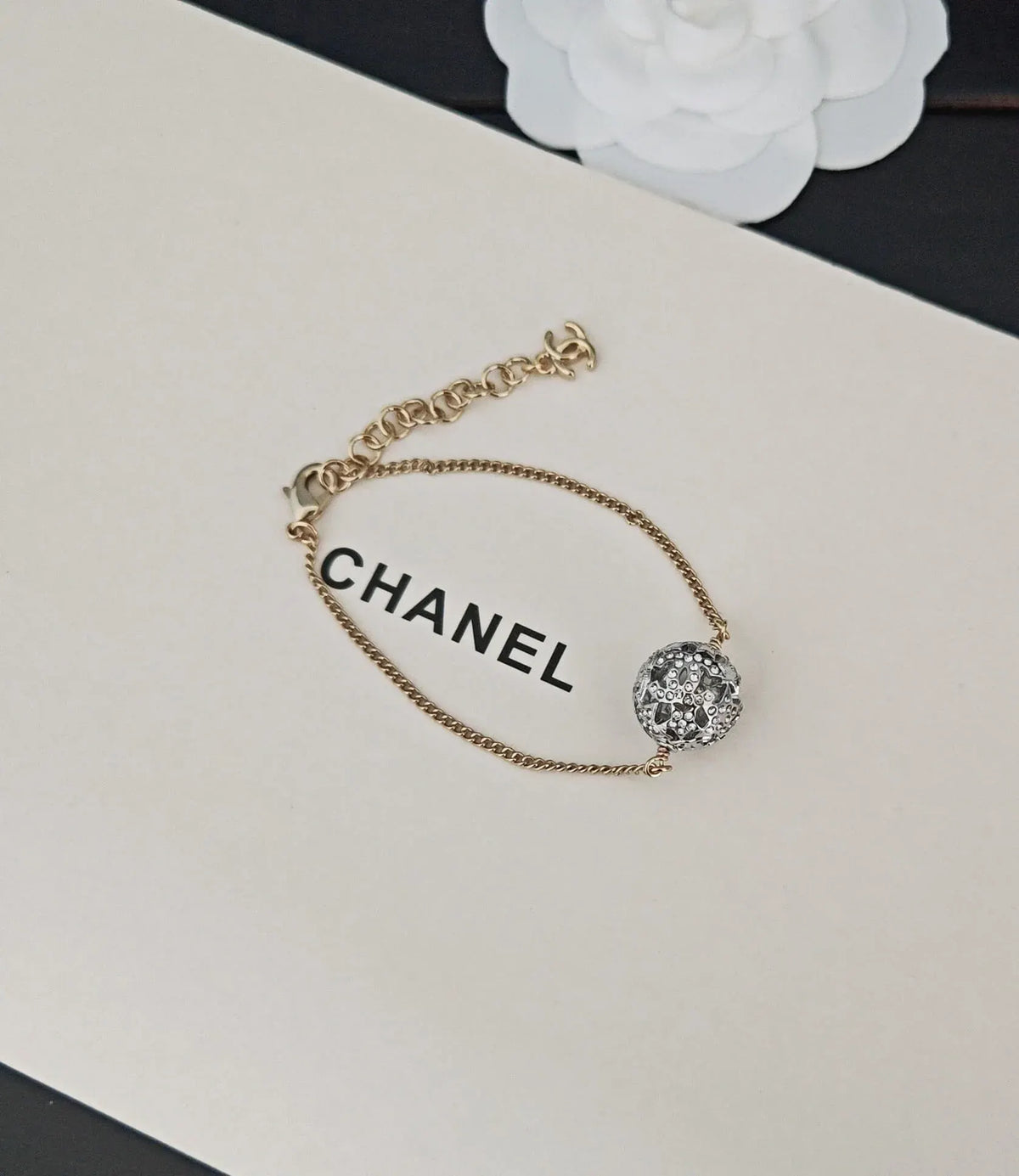 Vintage Two-Tone Hollow Bead Bracelet