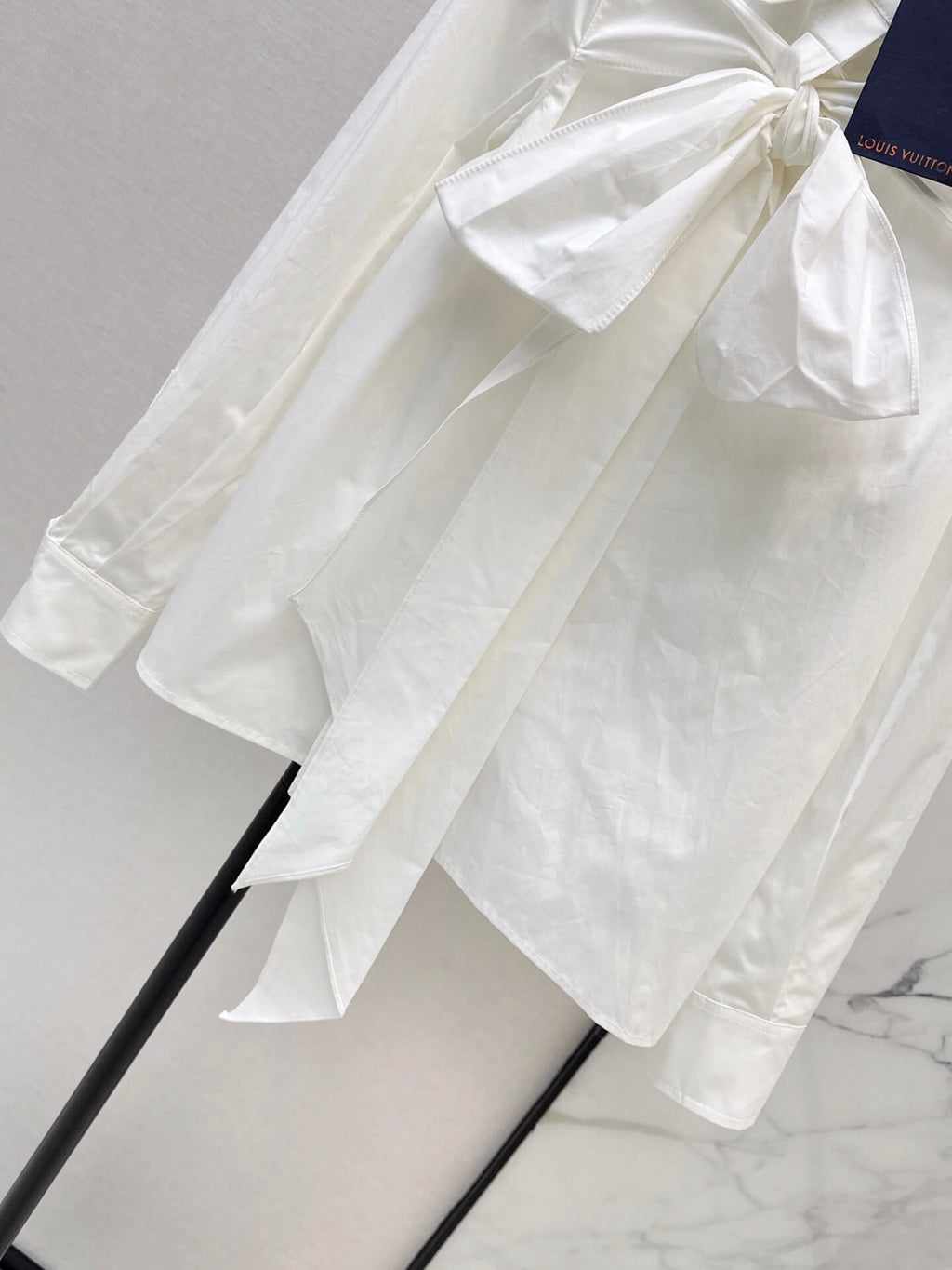 White Big Bow Collar Long Sleeve Shirt