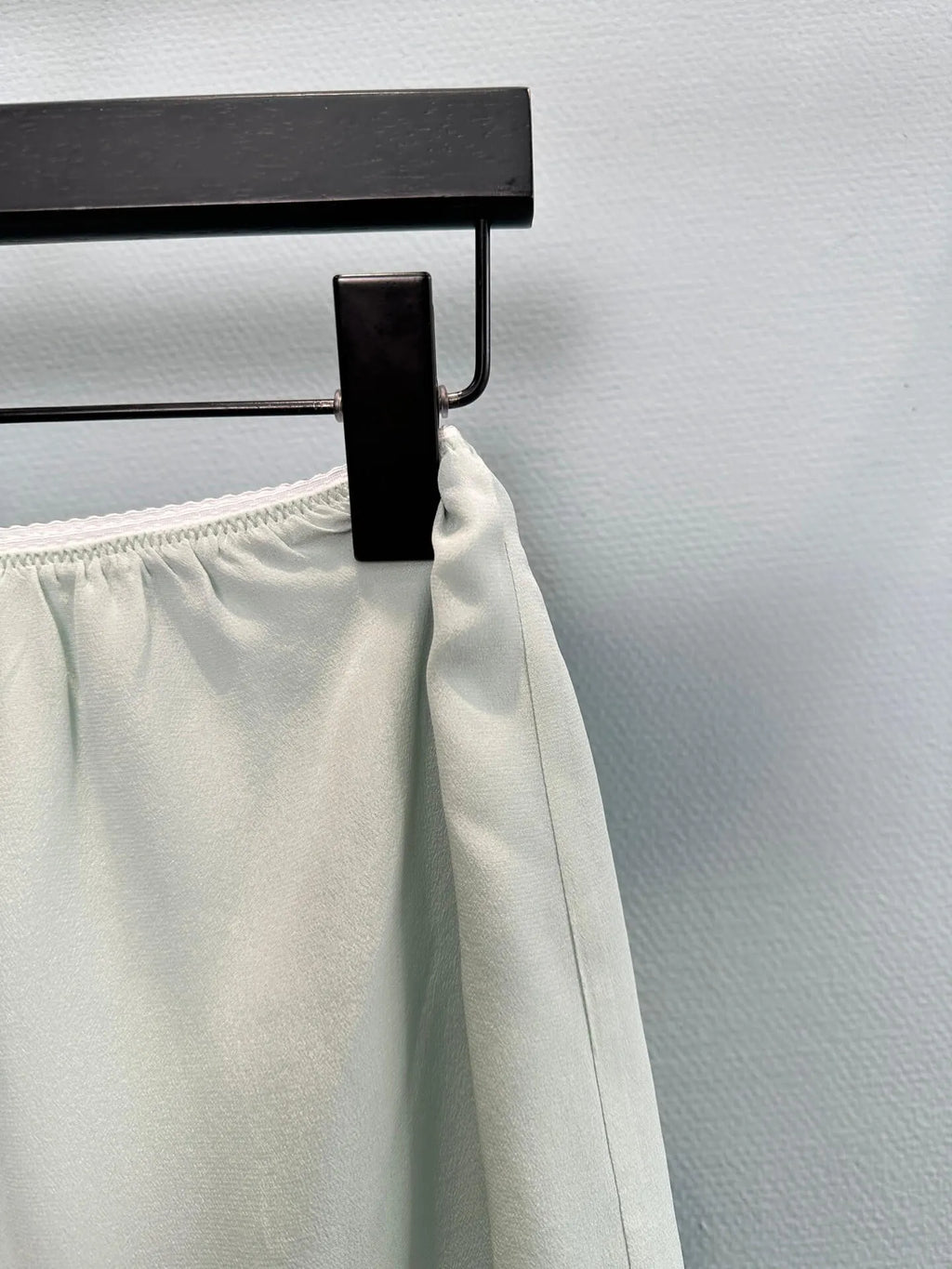 Elastic Waist Ruffle Skirt