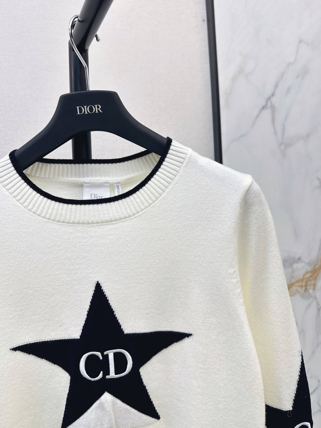 Star Pattern Long Sleeve Knit Top