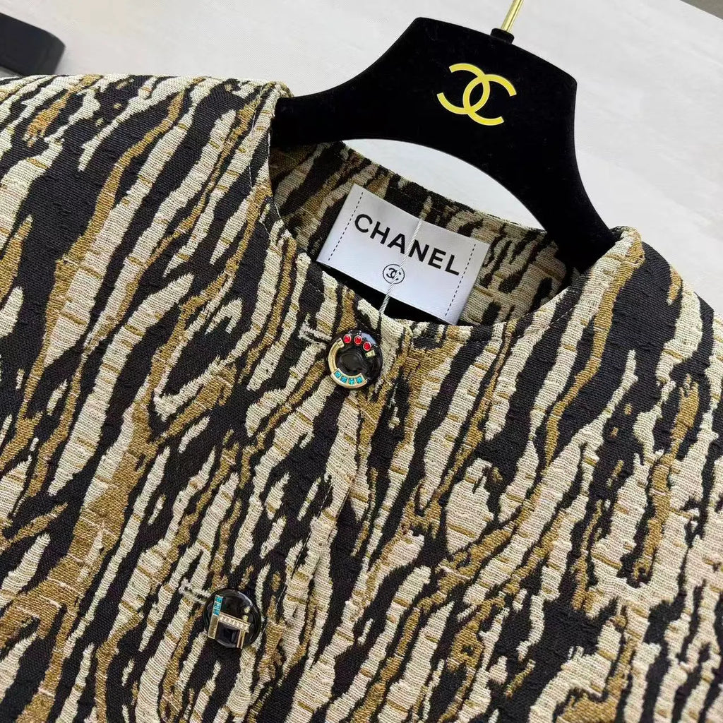 Woven Textured Leopard Short Jacket