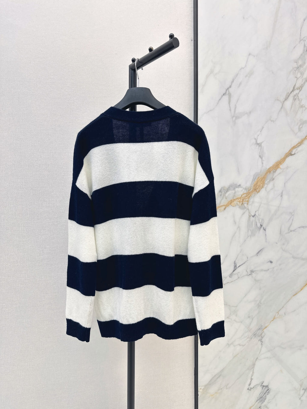 Wide Stripe V-neck Knit Cardigan