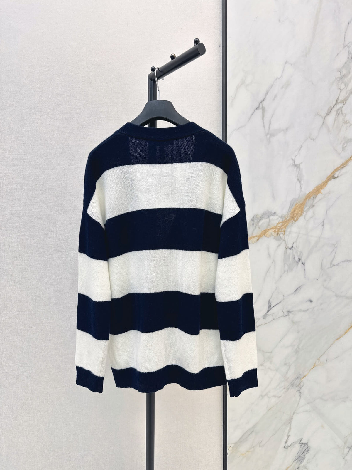 Wide Stripe V-neck Knit Cardigan