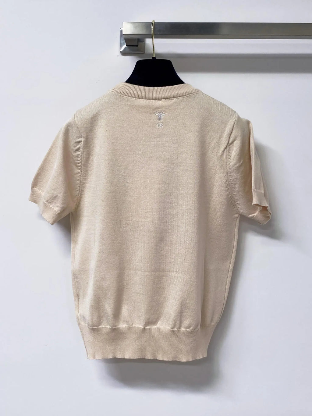 Floral Embroidered Knit Short Sleeve