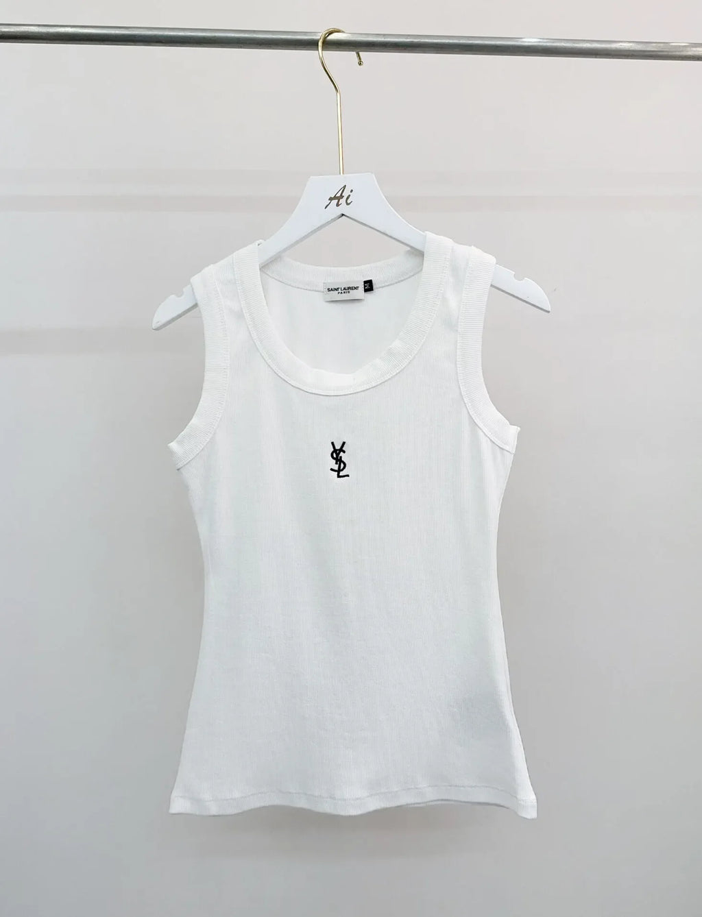 U Neck Sleeveless Basic Vest