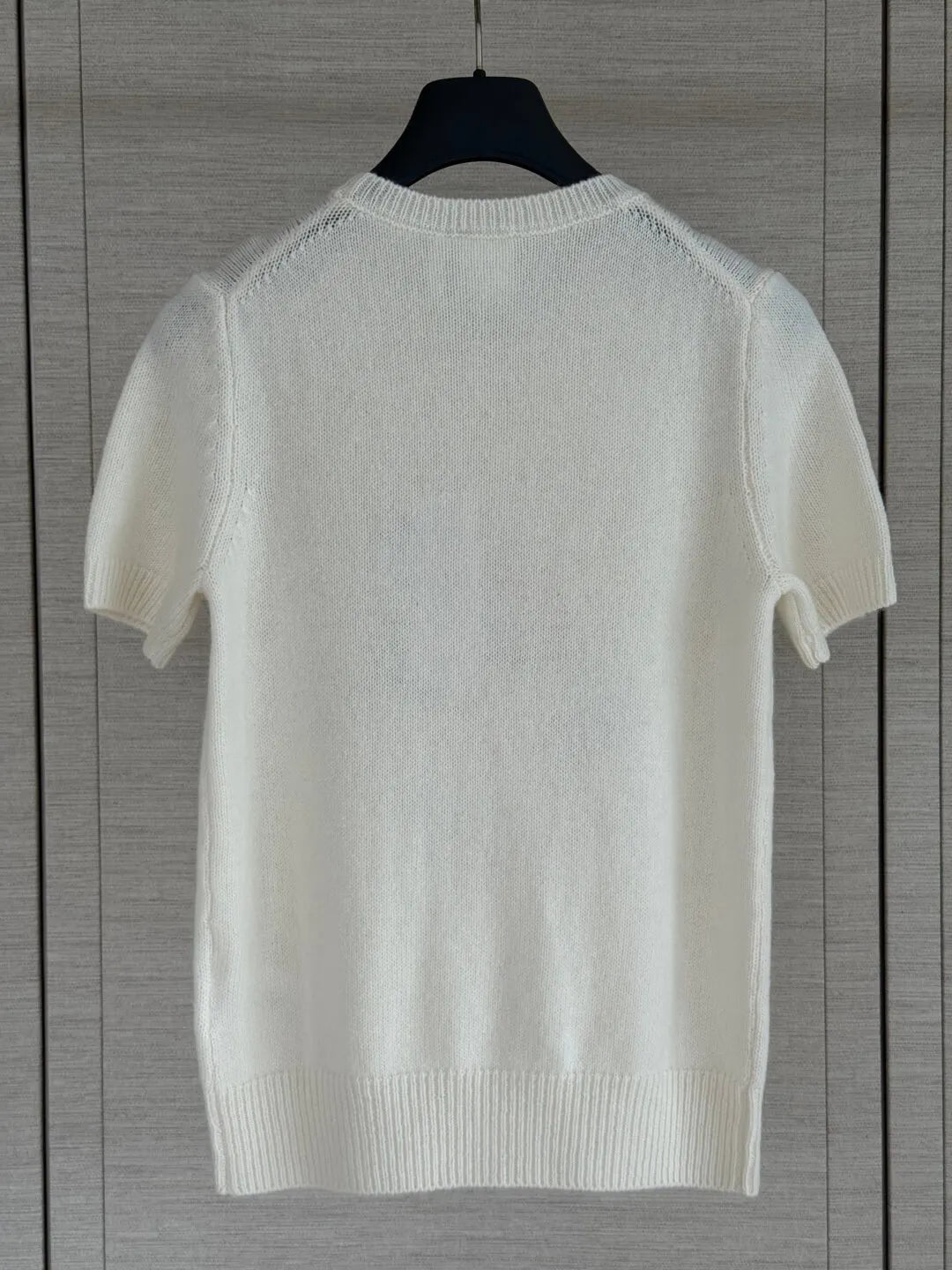 Short Sleeve Embroidered Sweater