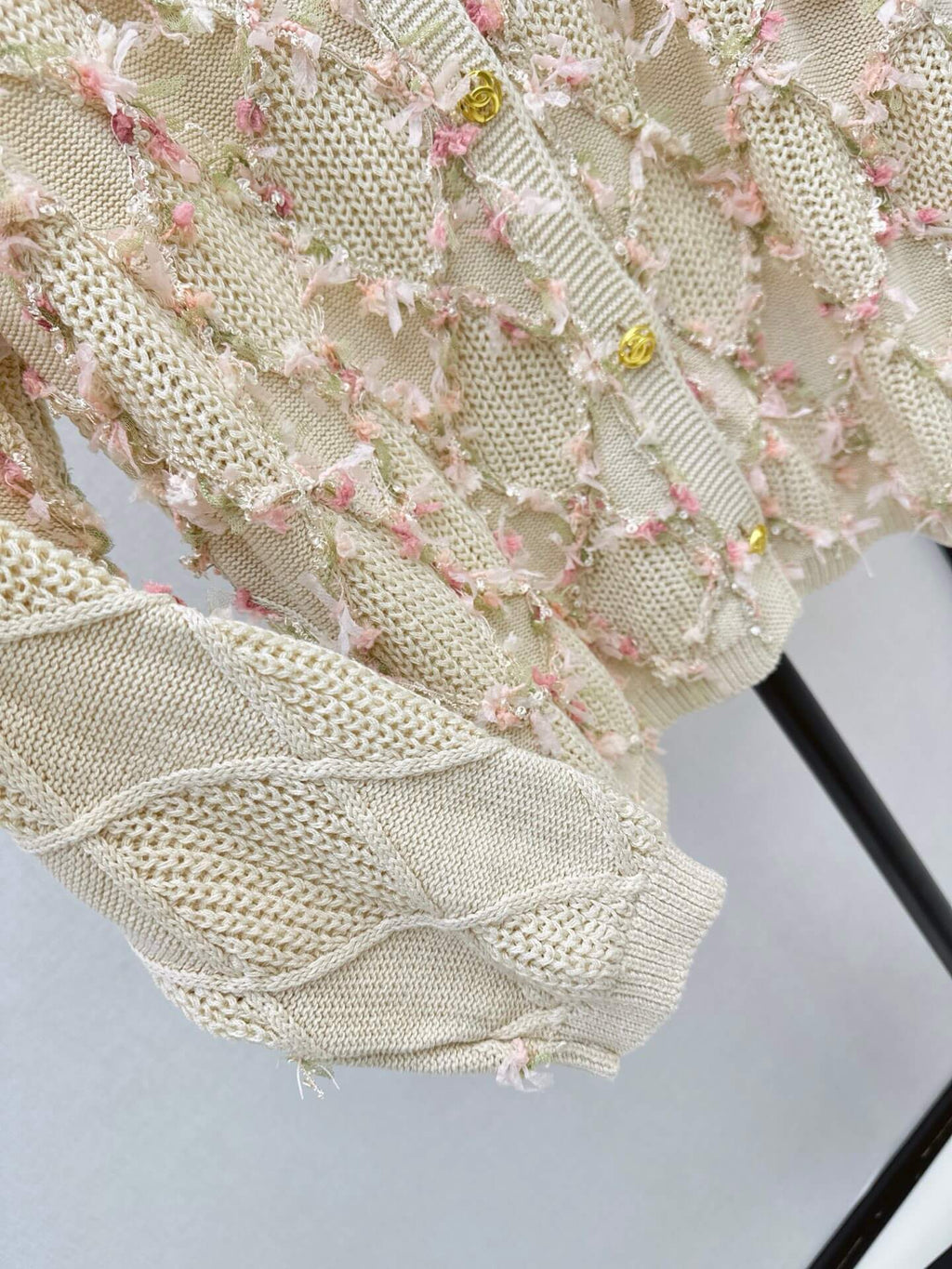 Diamond Ribbon Collared Knit Cardigan