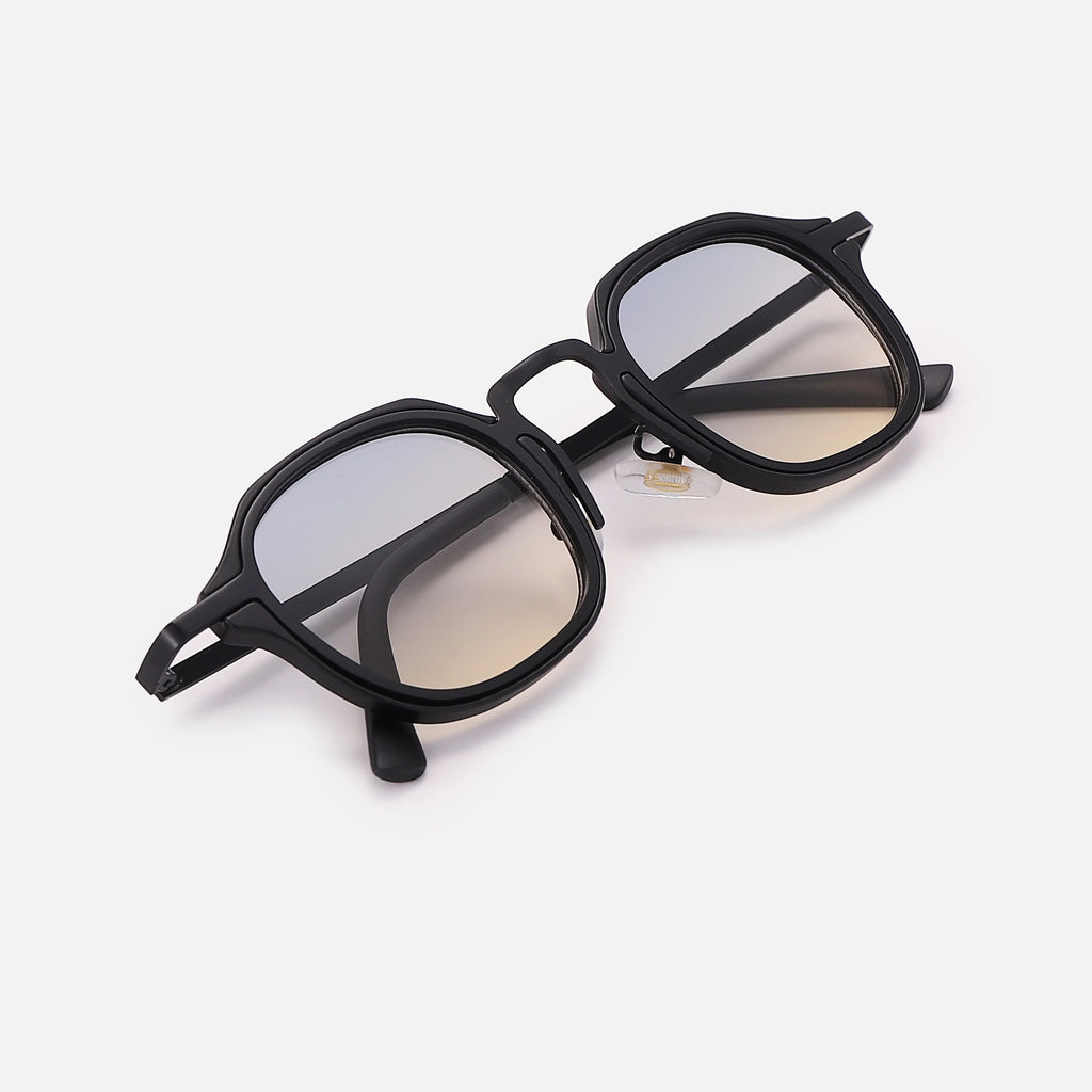 Geometric Thick‑Rim Sunglasses