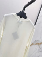 Cropped Label Basic Long Sleeve Tee