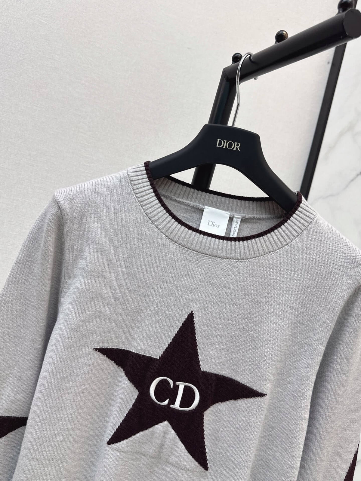 Star Pattern Long Sleeve Knit Top