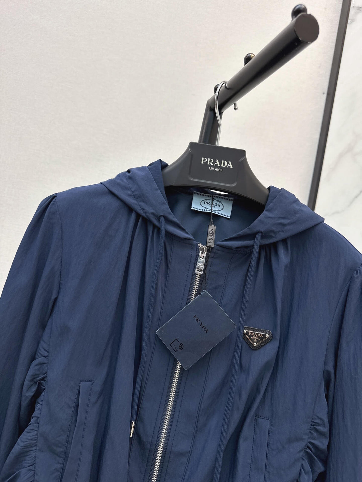 Triangle Hooded Cropped Jacket