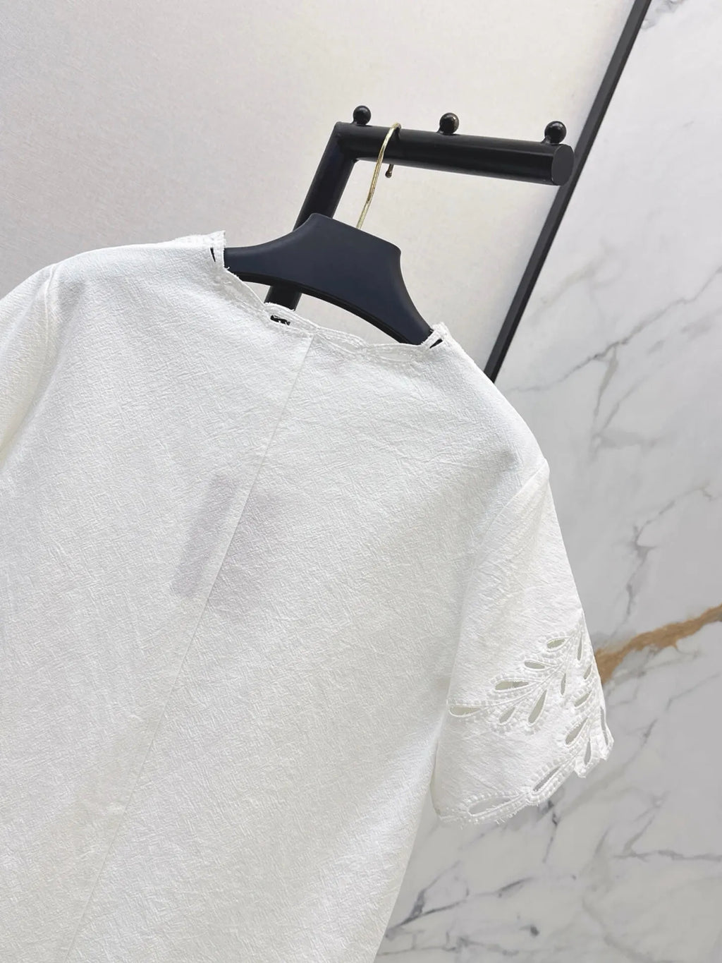 Scalloped Cutwork Hem Shift Dress