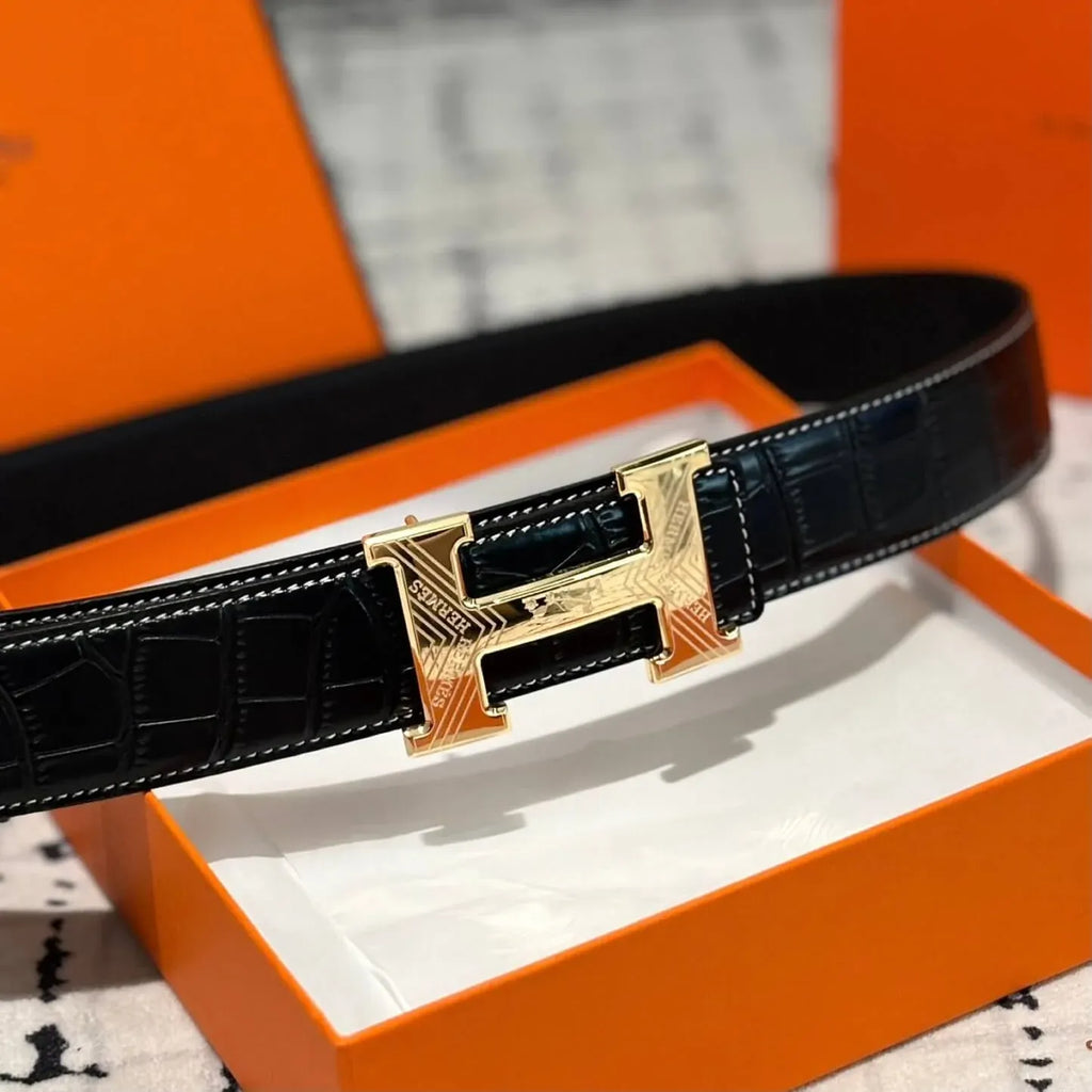 Chic Metal Buckle Leather Belt