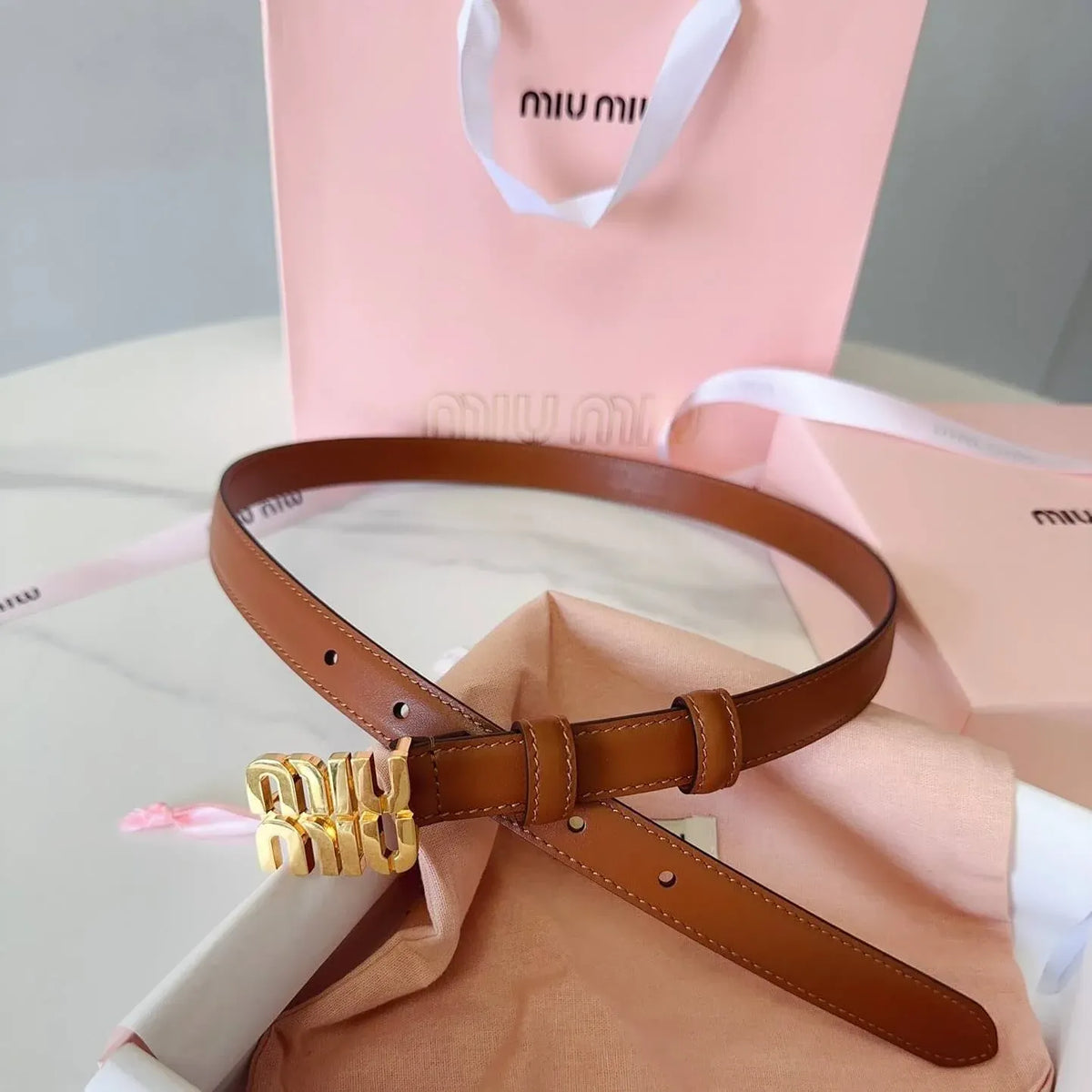 Fashionable Letter Cut-Out Buckle Belt