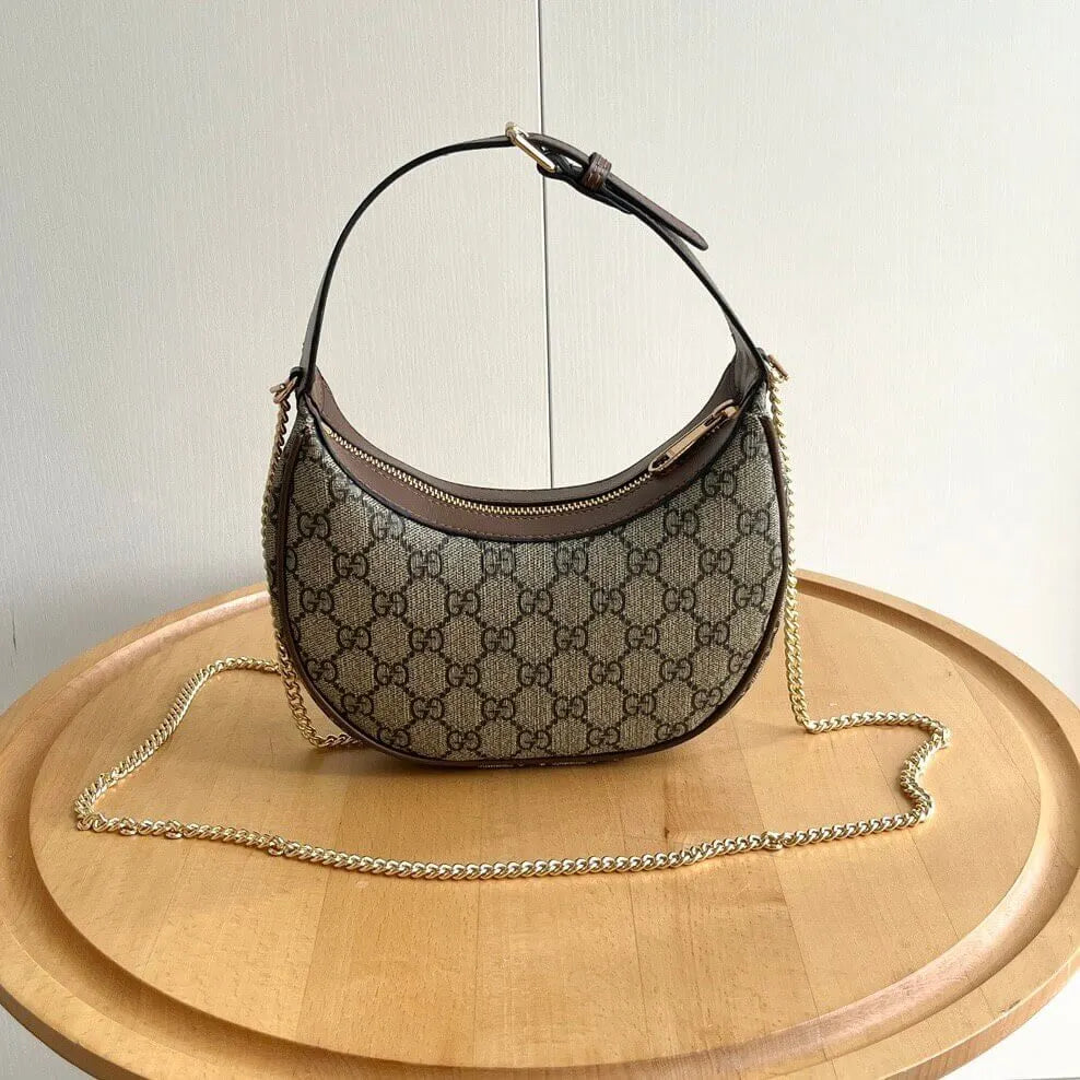 Vintage Crescent-Shaped Handheld Shoulder Bag