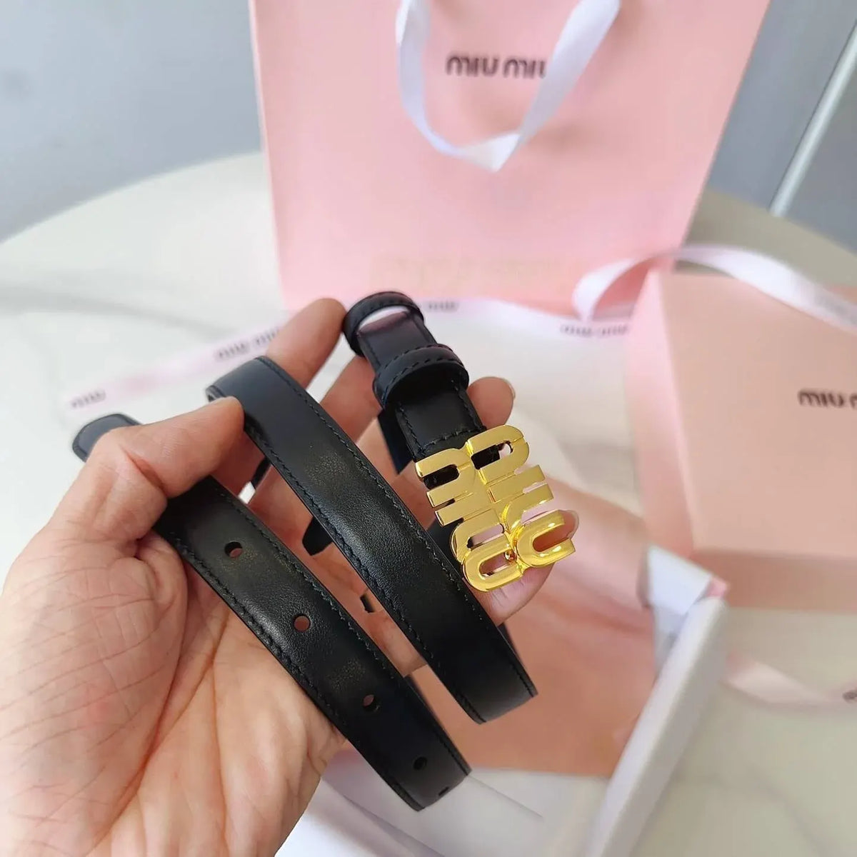Fashionable Letter Cut-Out Buckle Belt