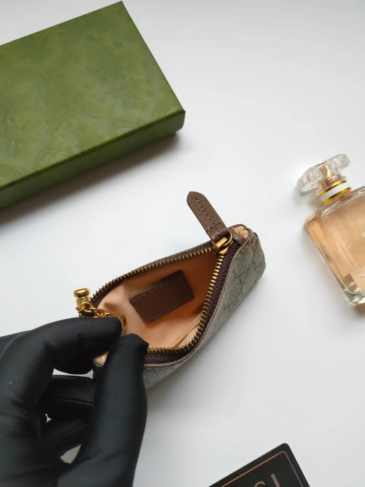 Weave-Pattern Daily Pouch Wallet