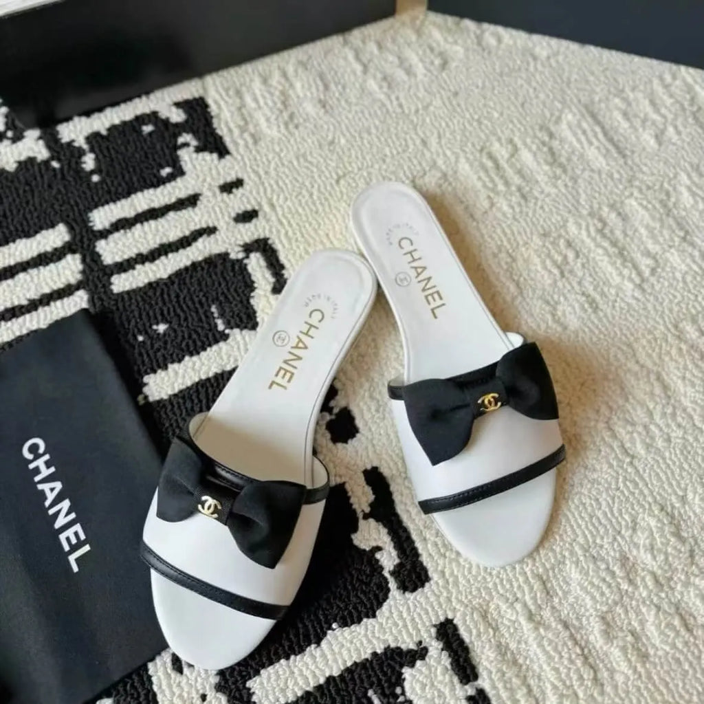 Classic Elegant White Bow-Embellished Sandals