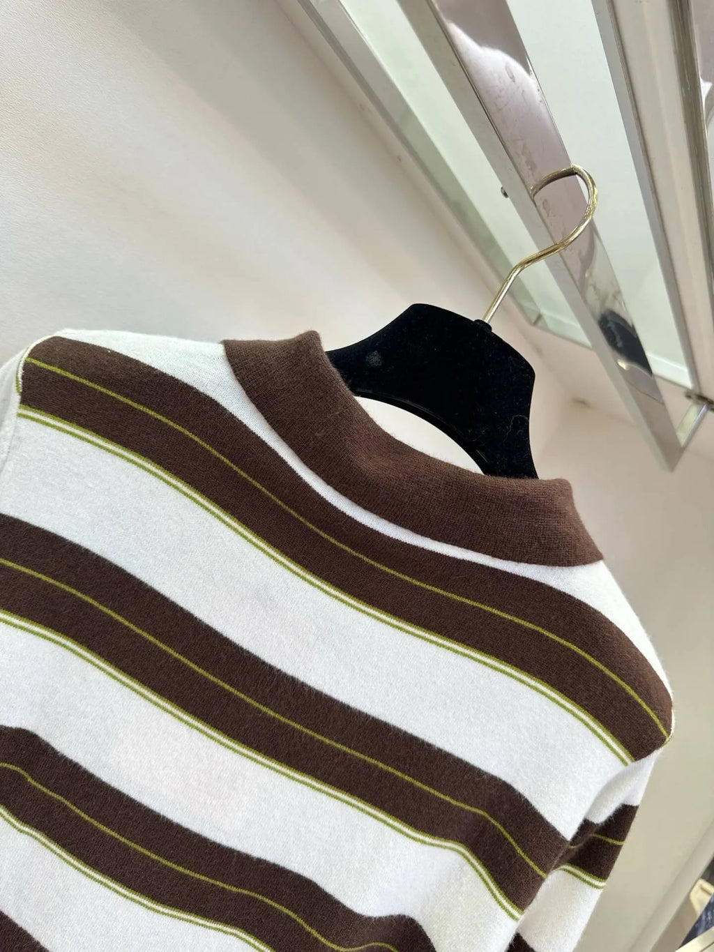 Vintage Contrast Stripe Knit Polo Top