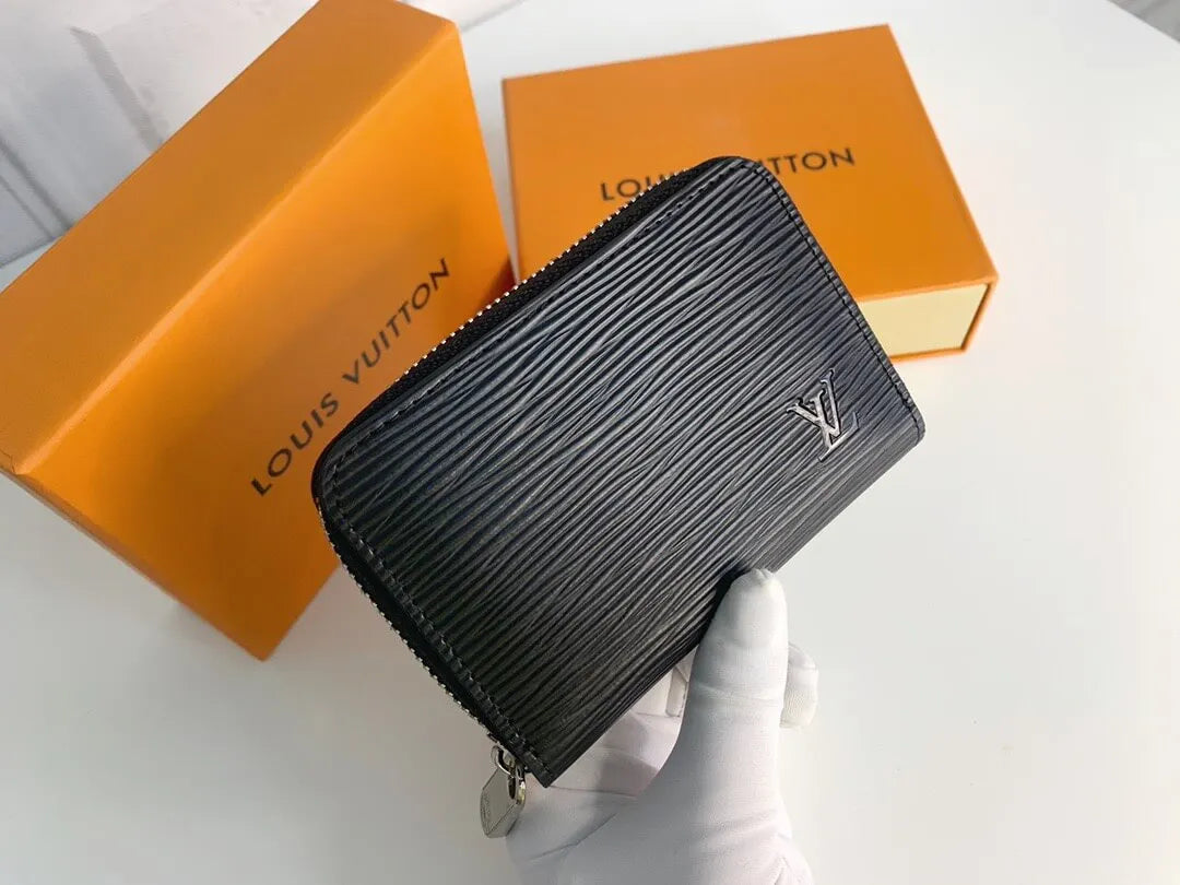 Vertical-Ridge On-the-Go Wallet
