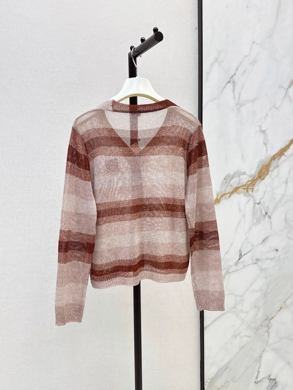 Loose Breath Gradient Knit Top