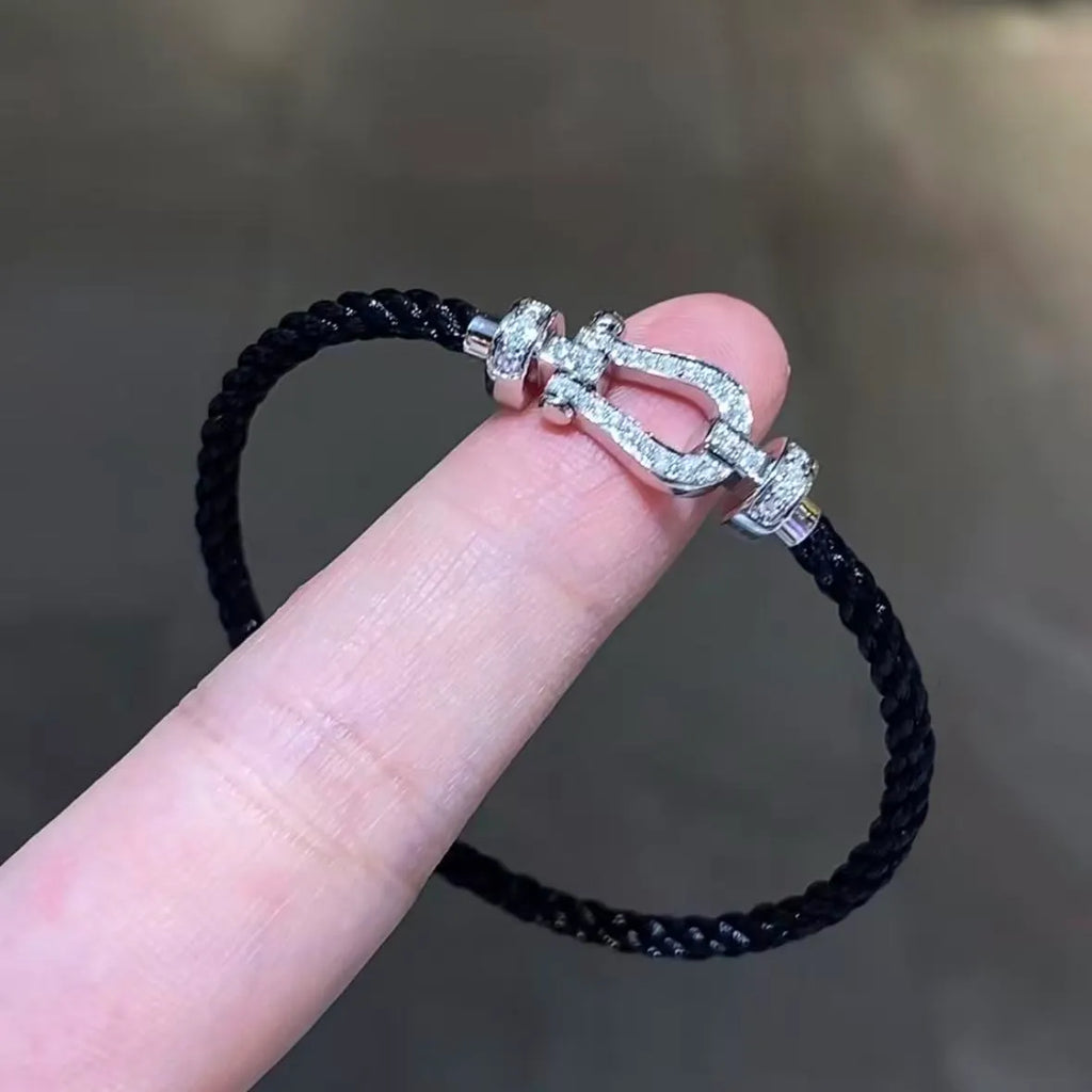 Classic Horseshoe Bracelett