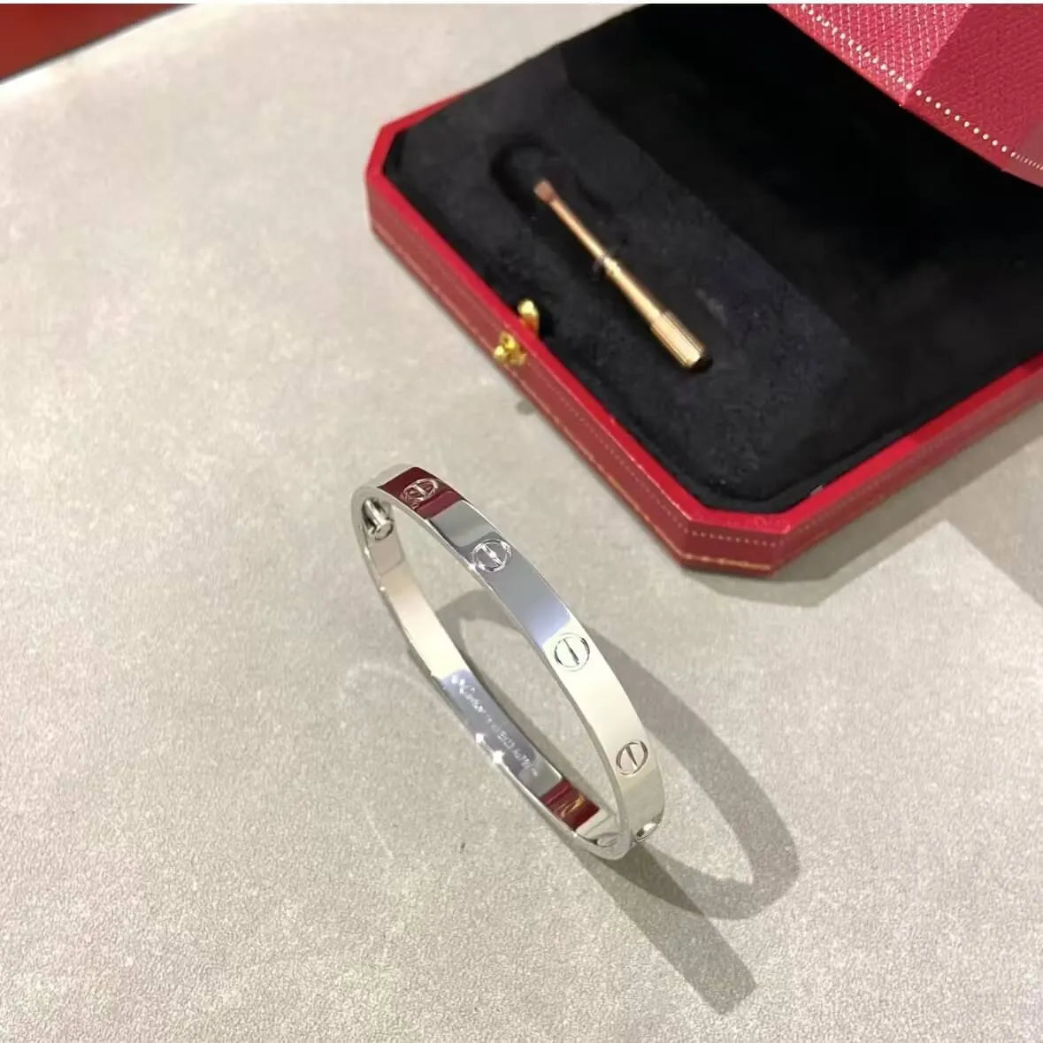 Classic Wide Band Diamond-Free Bangle
