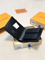 Multiple Pattern Short Wallet