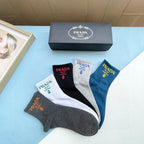 Lettering Pattern Socks