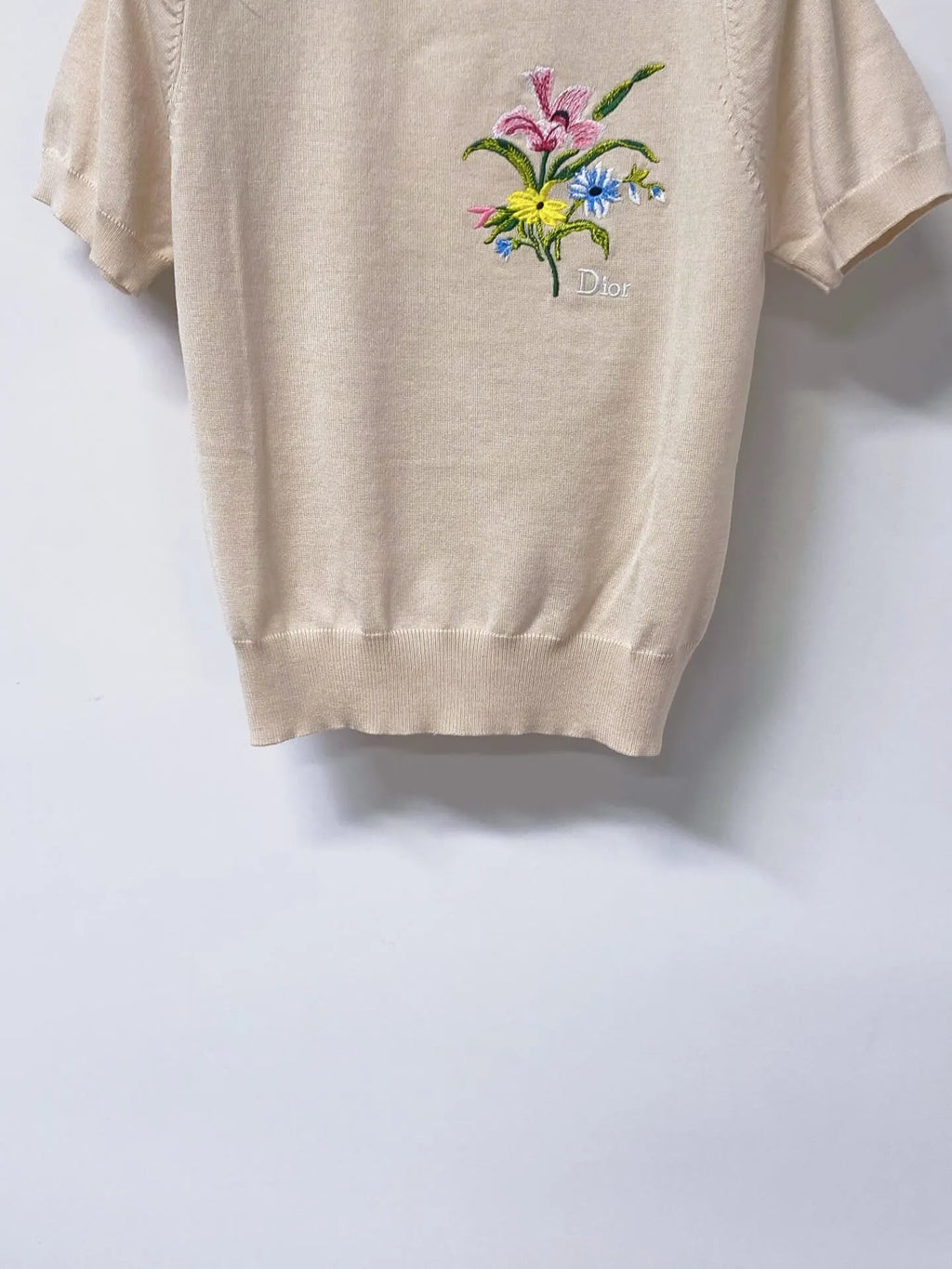 Floral Embroidered Knit Short Sleeve