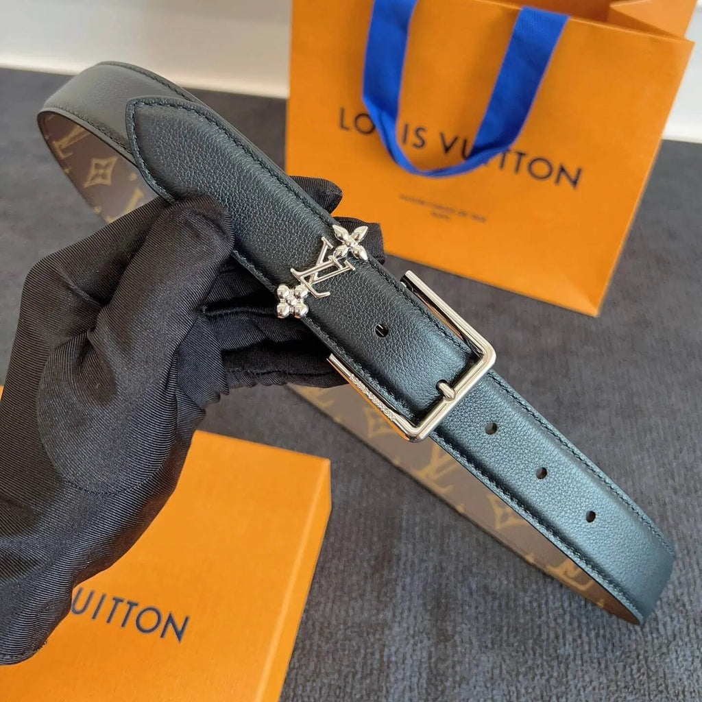 Classic Floral-Designed Buckle Belt